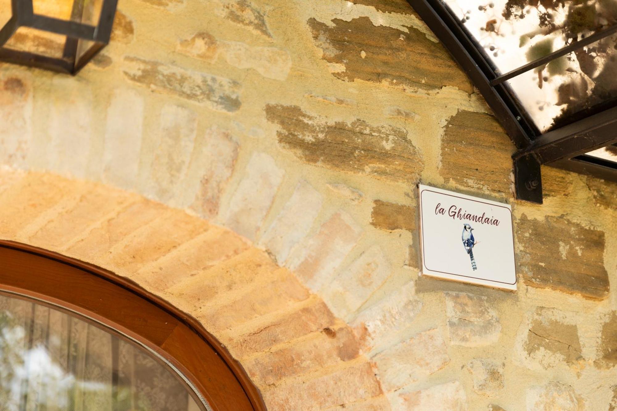 Agriturismo I Gelsi Di Santa Cristina Gubbio Bagian luar foto