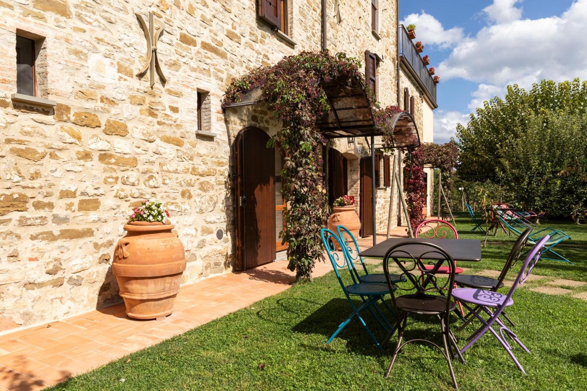 Agriturismo I Gelsi Di Santa Cristina Gubbio Bagian luar foto