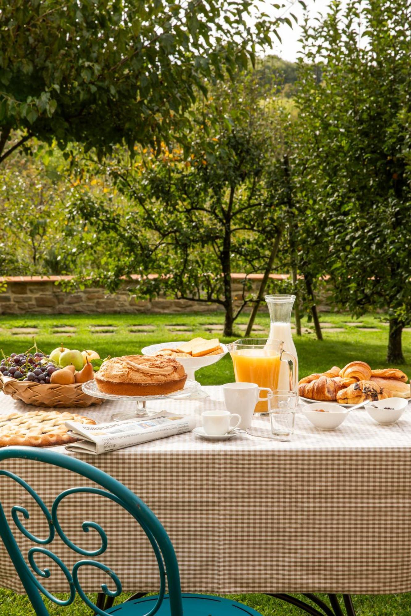 Agriturismo I Gelsi Di Santa Cristina Gubbio Bagian luar foto