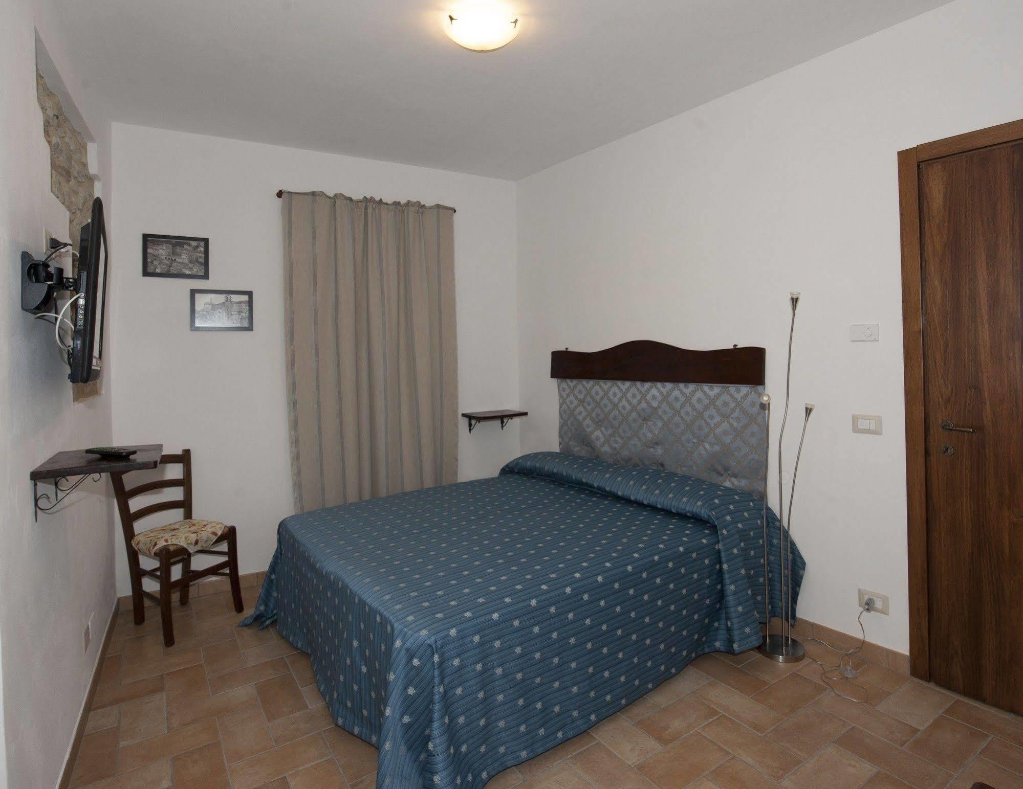 Agriturismo I Gelsi Di Santa Cristina Gubbio Bagian luar foto